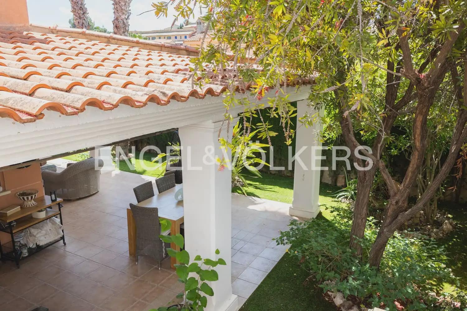 4 slaapkamer Halfvrijstaande villa te huur in Riba-roja de Turia met zwembad garage - € 2.500 (Ref: 9898050)