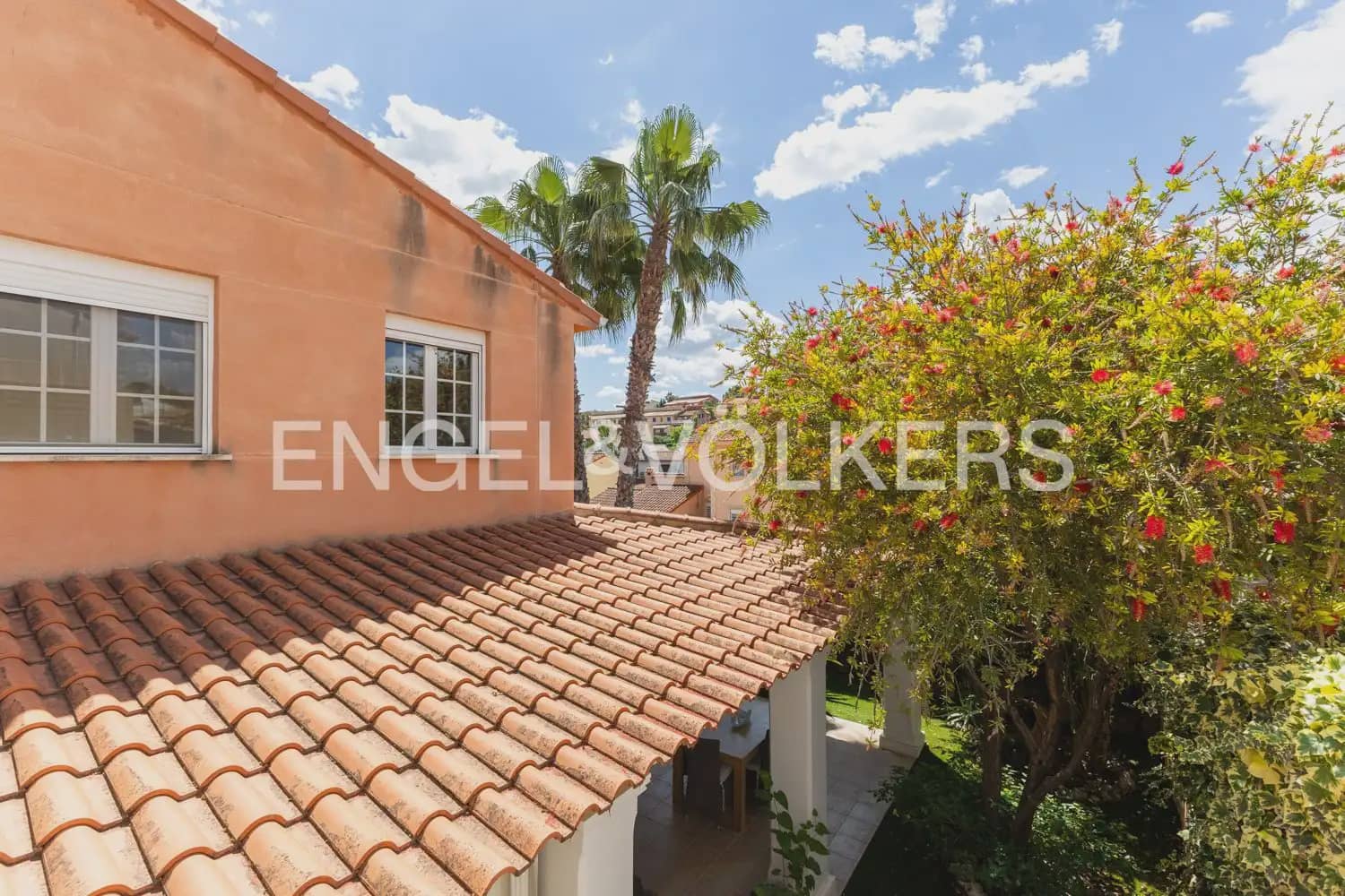 4 slaapkamer Halfvrijstaande villa te huur in Riba-roja de Turia met zwembad garage - € 2.500 (Ref: 9898050)