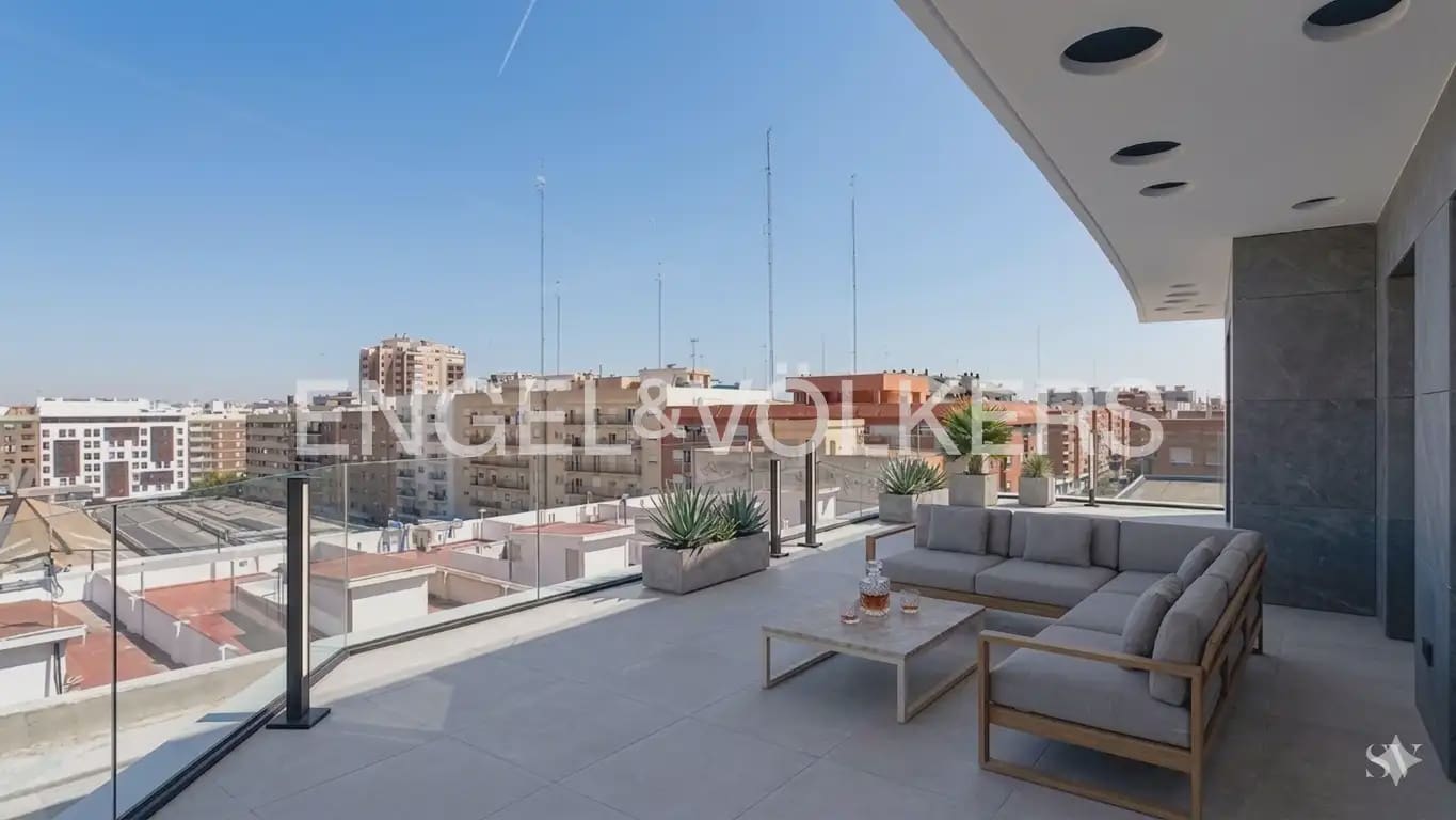 3 quarto Penthouse para venda em Valencia cidade com piscina garagem - 1 150 000 € (Ref: 9898052)