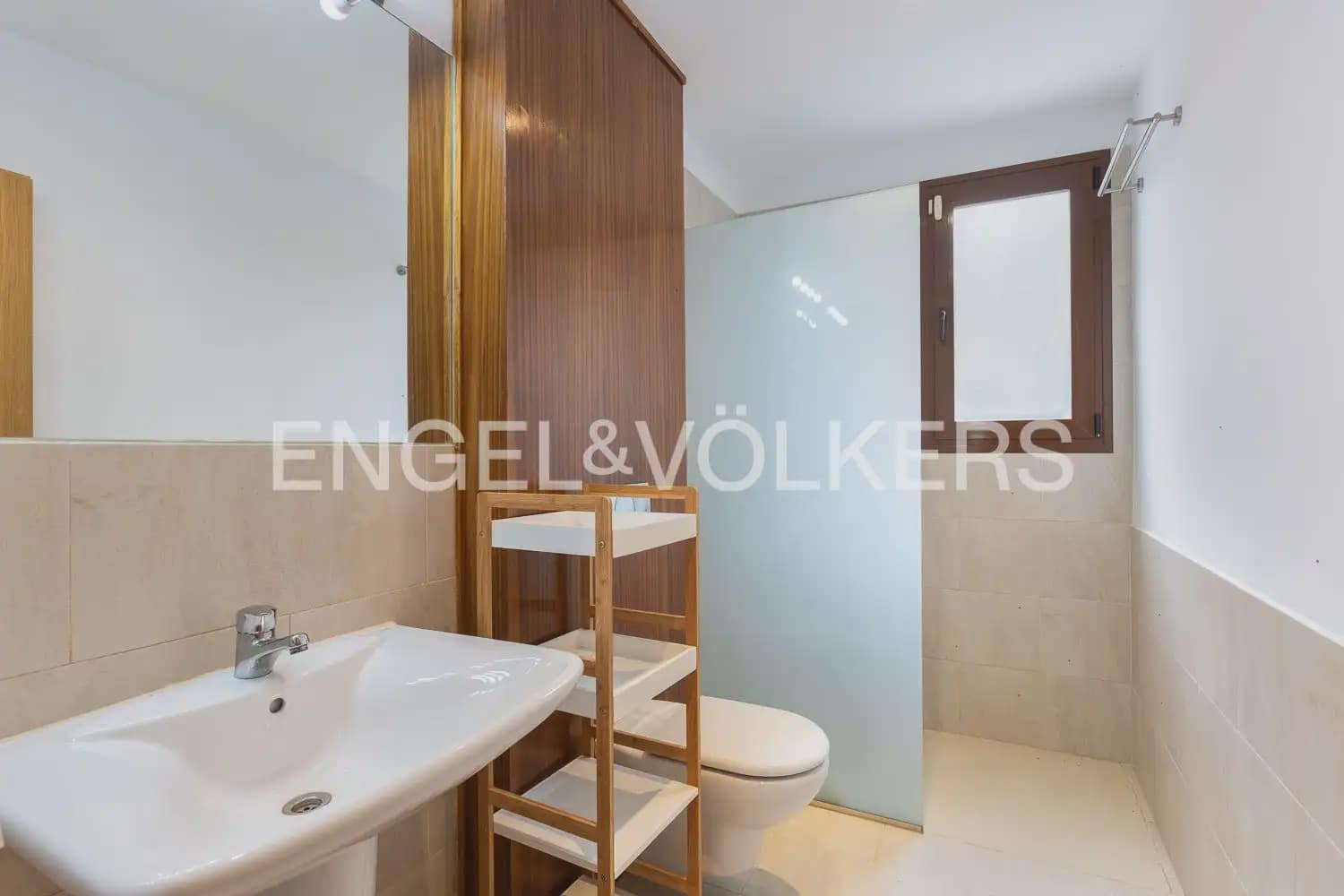 4 soveværelse Villa til salg i Chiva med garage - € 475.000 (Ref: 9898054)