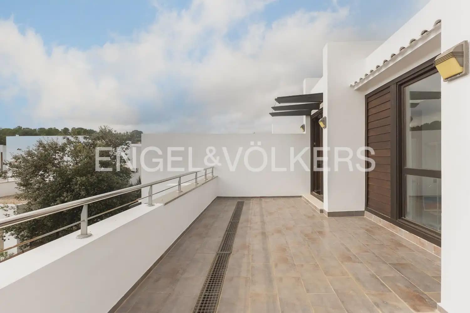 4 soveværelse Villa til salg i Chiva med garage - € 475.000 (Ref: 9898054)