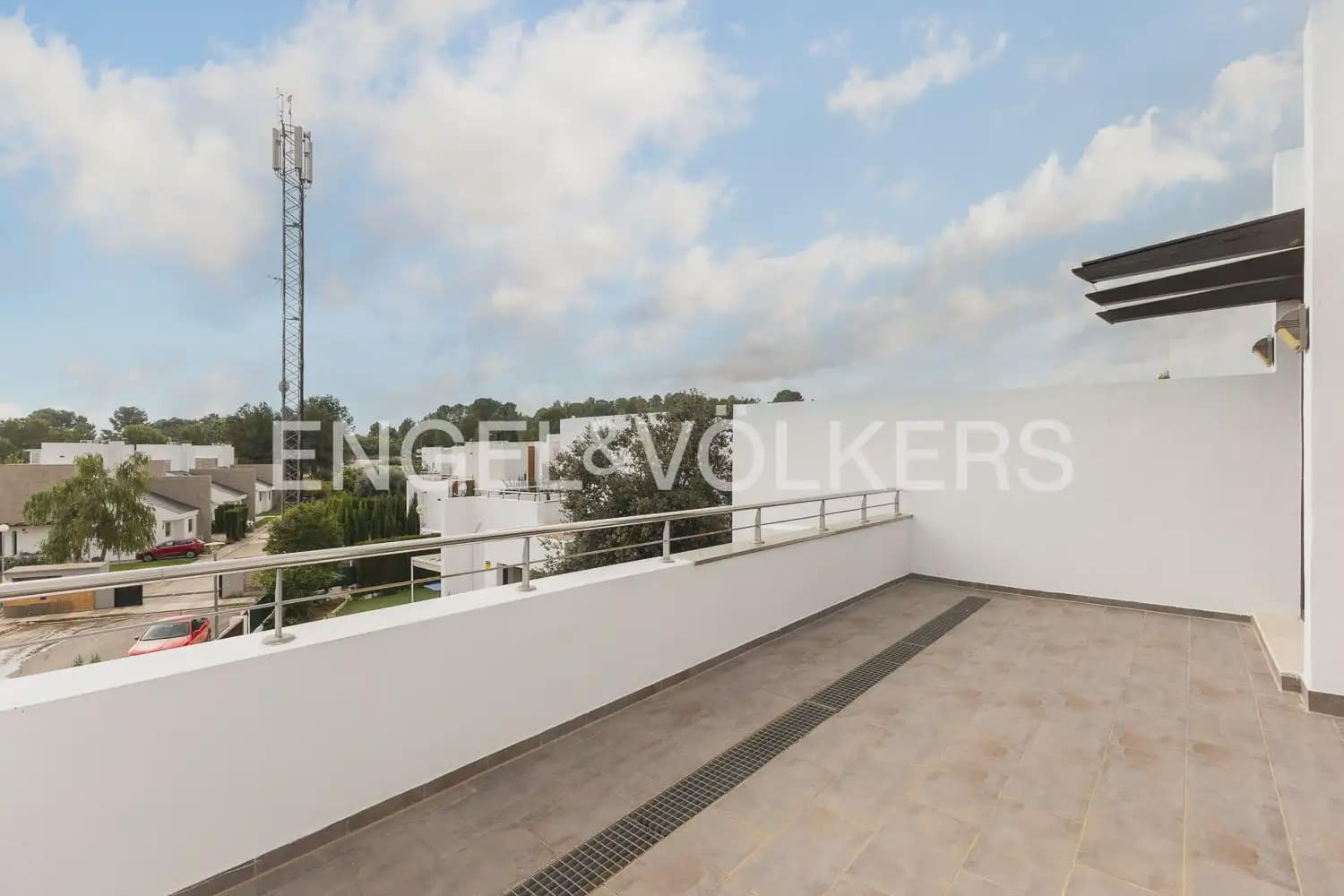 4 soveværelse Villa til salg i Chiva med garage - € 475.000 (Ref: 9898054)