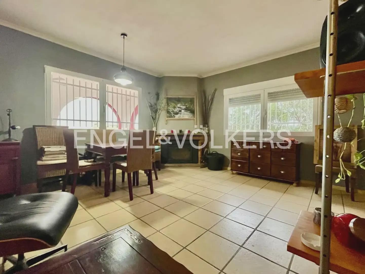 4 bedroom Villa for sale in Onda - € 230,000 (Ref: 9898055)