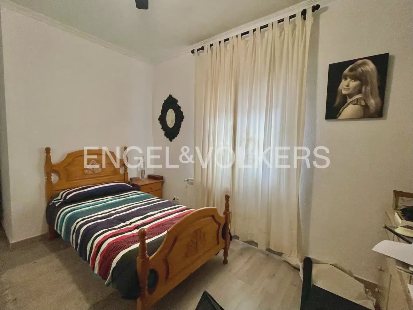 4 bedroom Villa for sale in Onda - € 230,000 (Ref: 9898055)