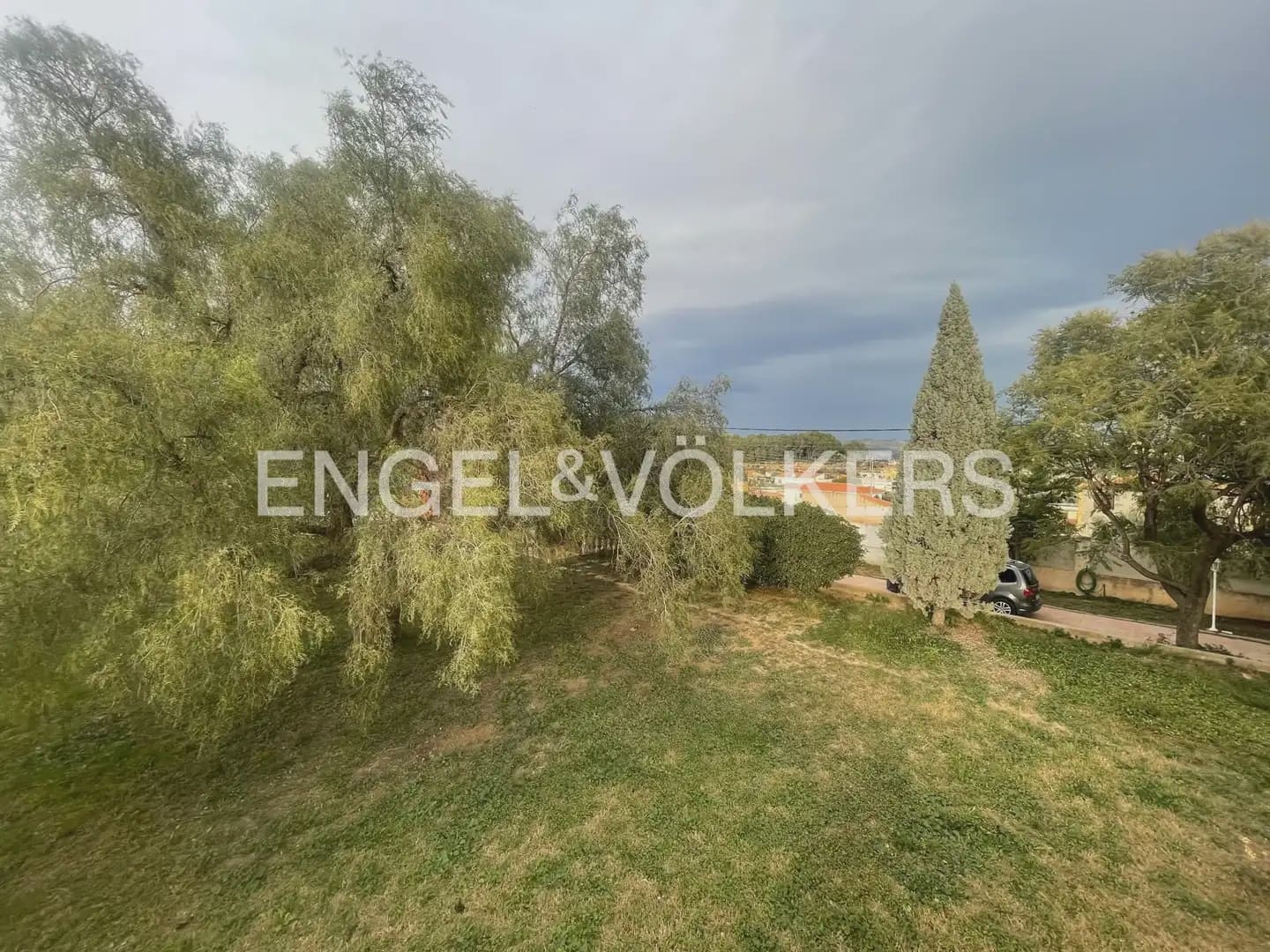 4 bedroom Villa for sale in Onda - € 230,000 (Ref: 9898055)