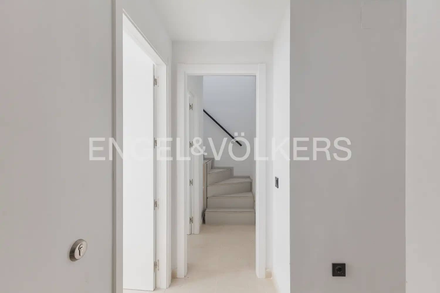 2 bedroom Penthouse for sale in Betxi with garage - € 194,000 (Ref: 9898056)