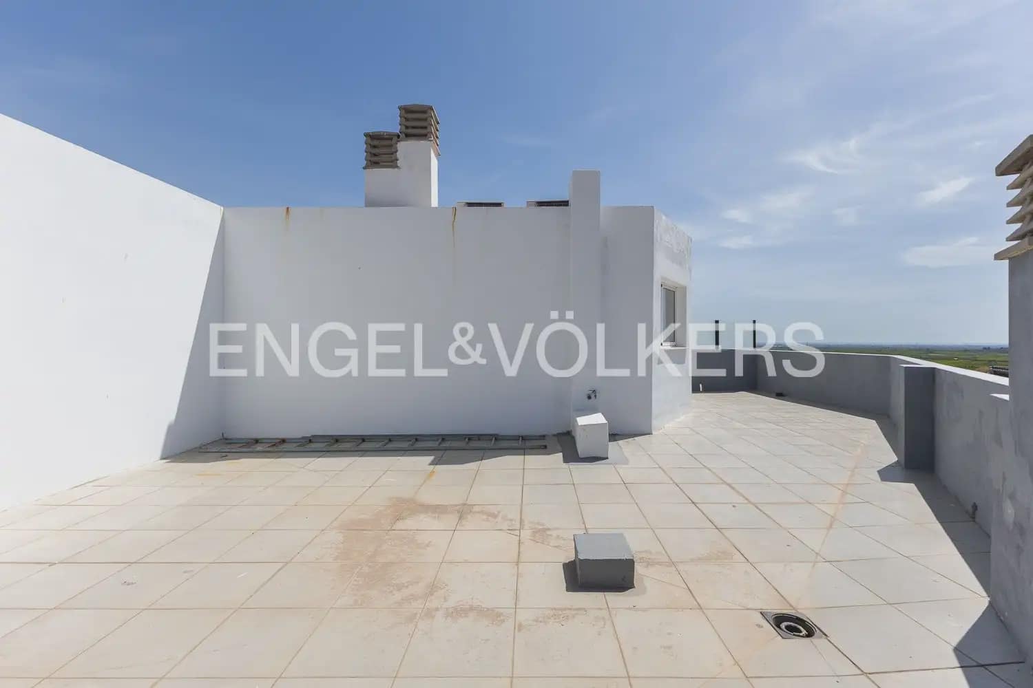 2 bedroom Penthouse for sale in Betxi with garage - € 194,000 (Ref: 9898056)