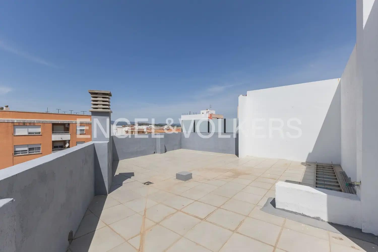 2 bedroom Penthouse for sale in Betxi with garage - € 194,000 (Ref: 9898056)