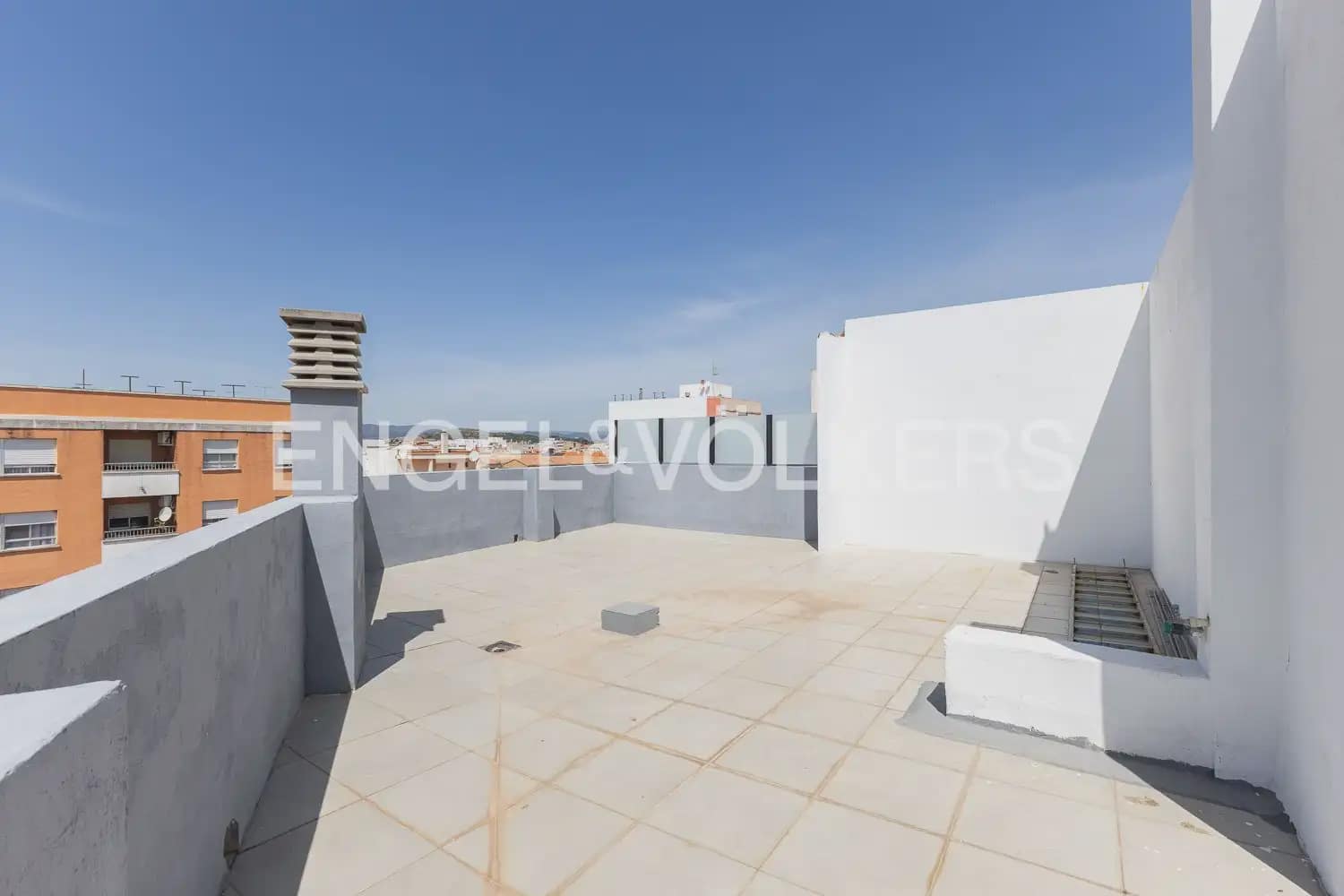 2 bedroom Penthouse for sale in Betxi with garage - € 194,000 (Ref: 9898056)