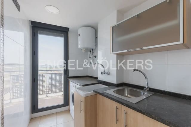 3 bedroom Penthouse for sale in La Vall d'Uixó with garage - € 212,000 (Ref: 9898057)