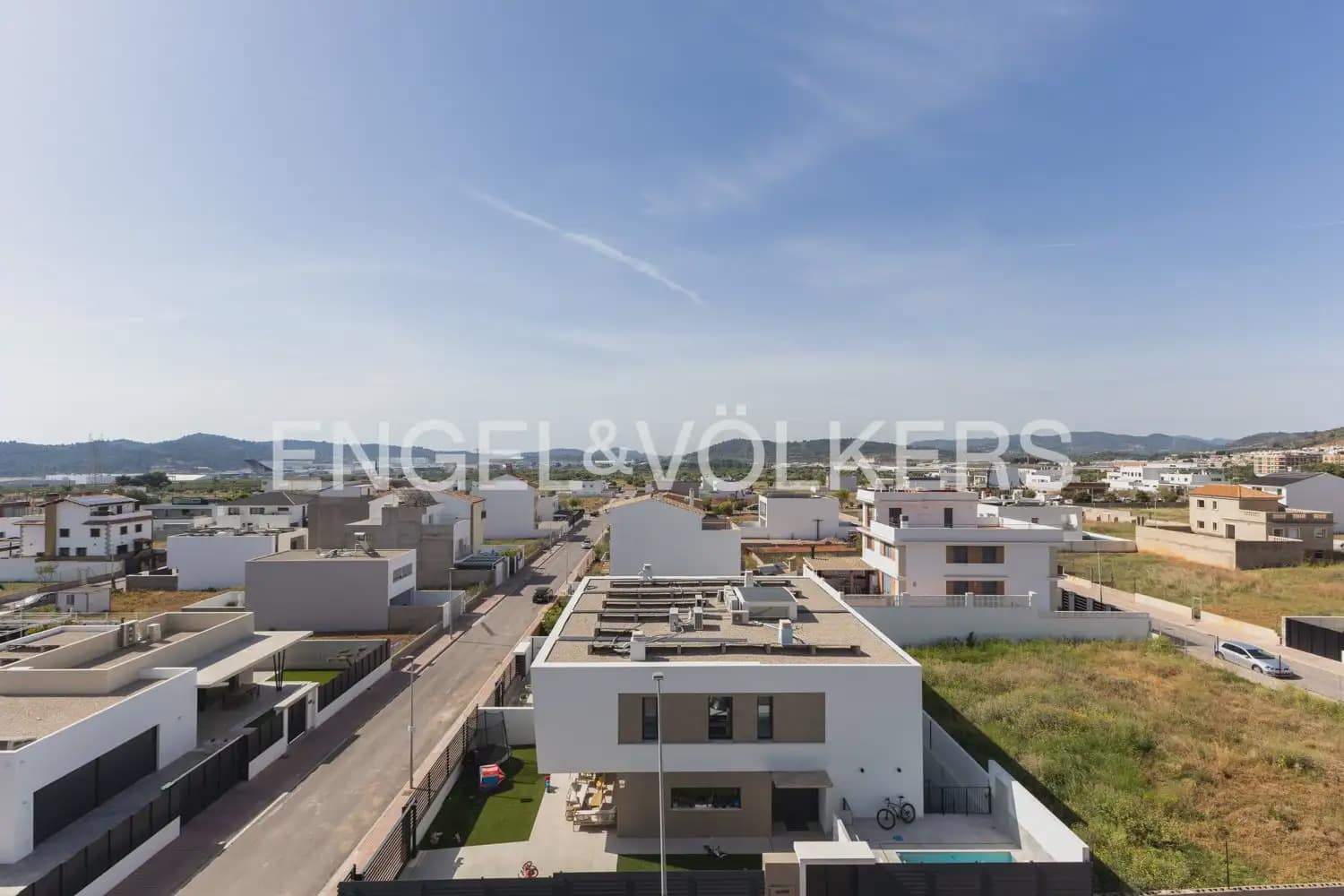 3 bedroom Penthouse for sale in La Vall d'Uixo with garage - € 212,000 (Ref: 9898057)