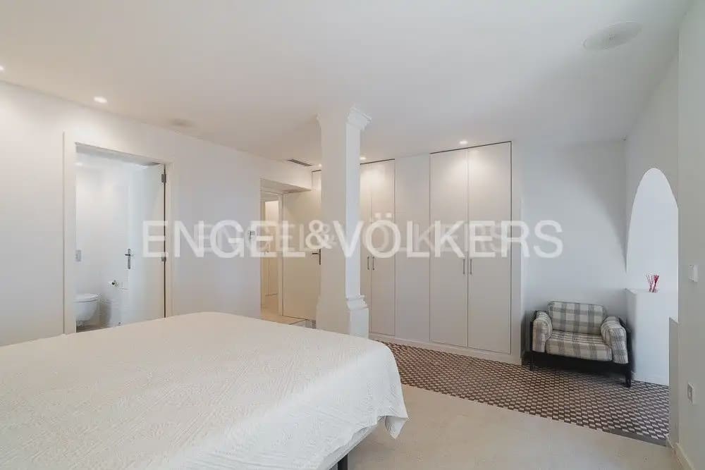 Chalet de 4 habitaciones en Dénia en venta con garaje - 2.100.000 € (Ref: 9898059)
