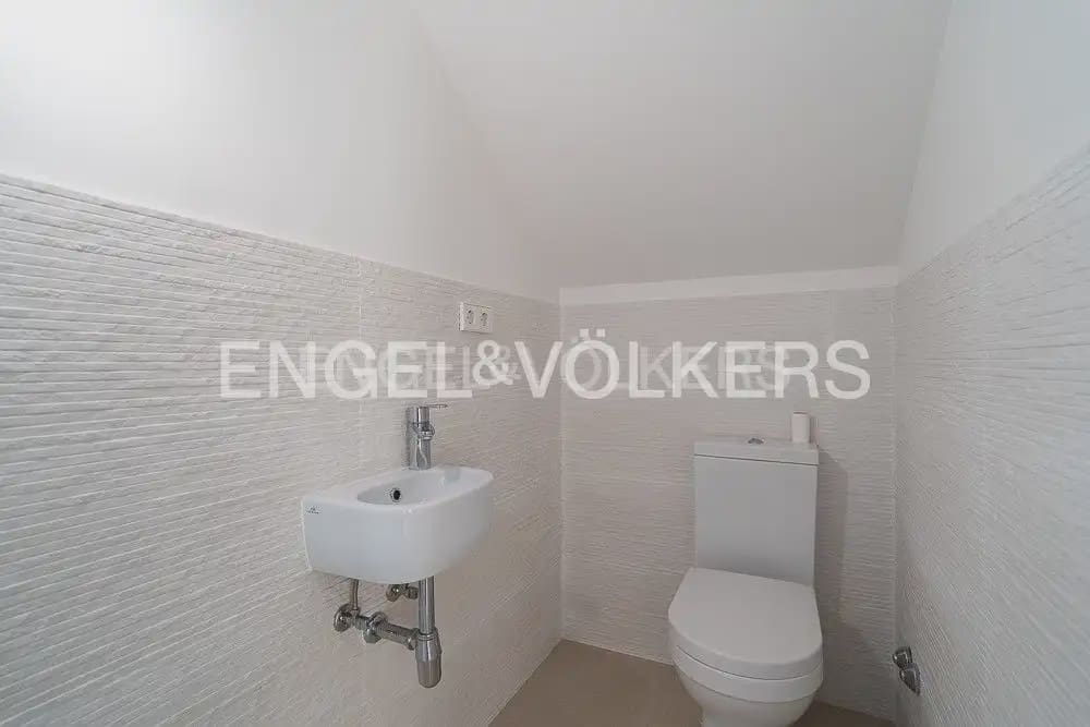 Chalet de 4 habitaciones en Dénia en venta con garaje - 2.100.000 € (Ref: 9898059)