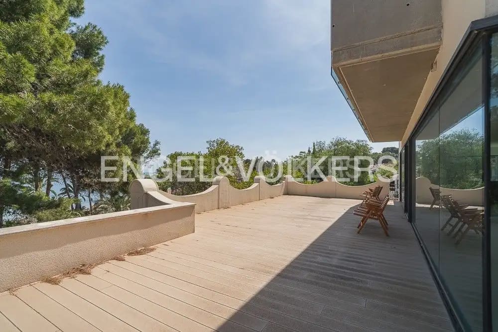 Chalet de 4 habitaciones en Dénia en venta con garaje - 2.100.000 € (Ref: 9898059)
