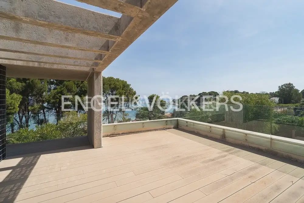 Chalet de 4 habitaciones en Dénia en venta con garaje - 2.100.000 € (Ref: 9898059)