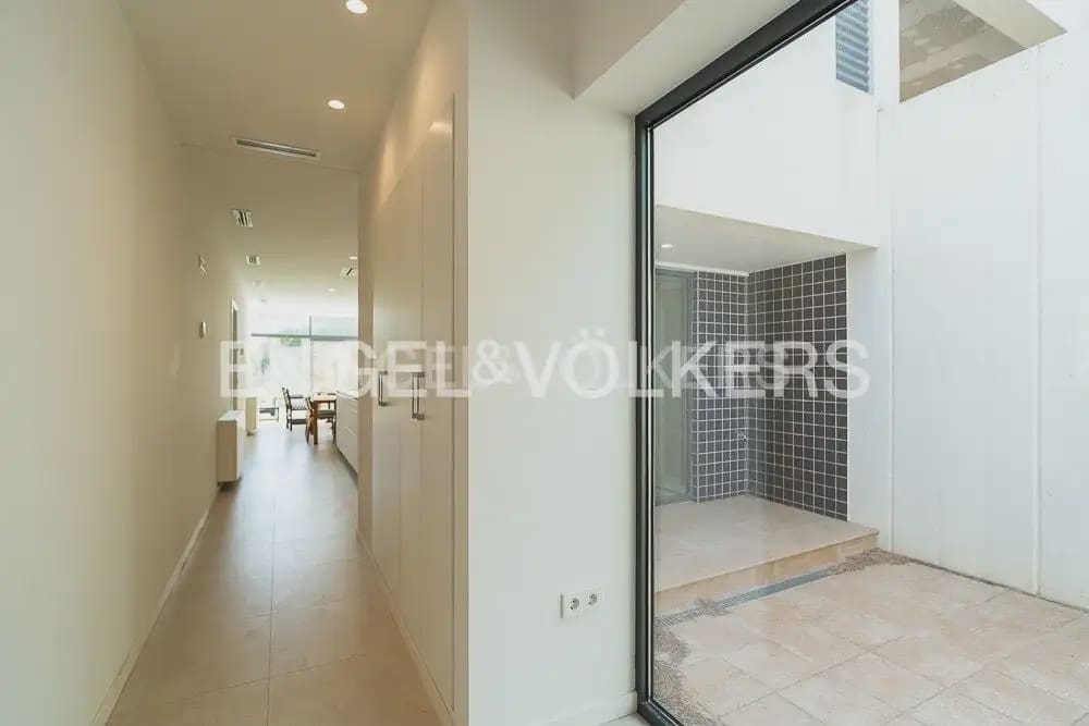 Chalet de 4 habitaciones en Dénia en venta con garaje - 2.100.000 € (Ref: 9898059)