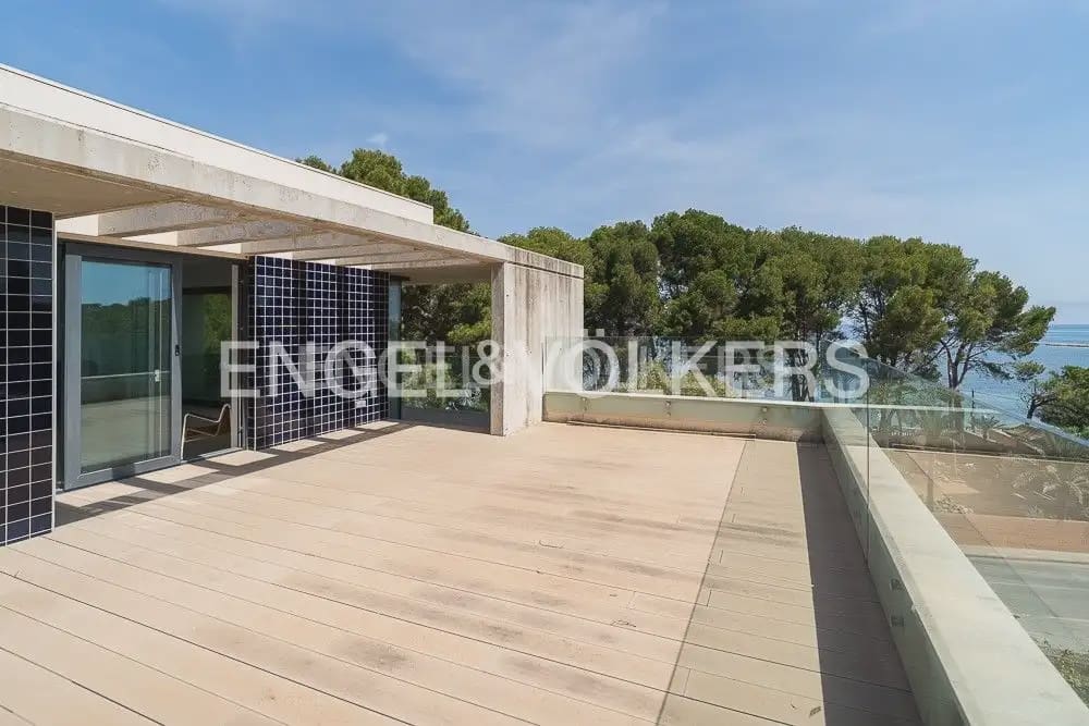 Chalet de 4 habitaciones en Dénia en venta con garaje - 2.100.000 € (Ref: 9898059)