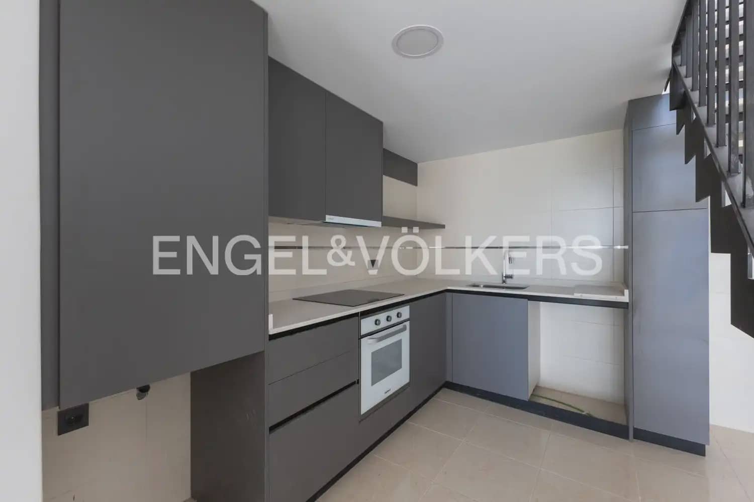 3 bedroom Apartment for sale in Betxi with garage - € 244,000 (Ref: 9898060)