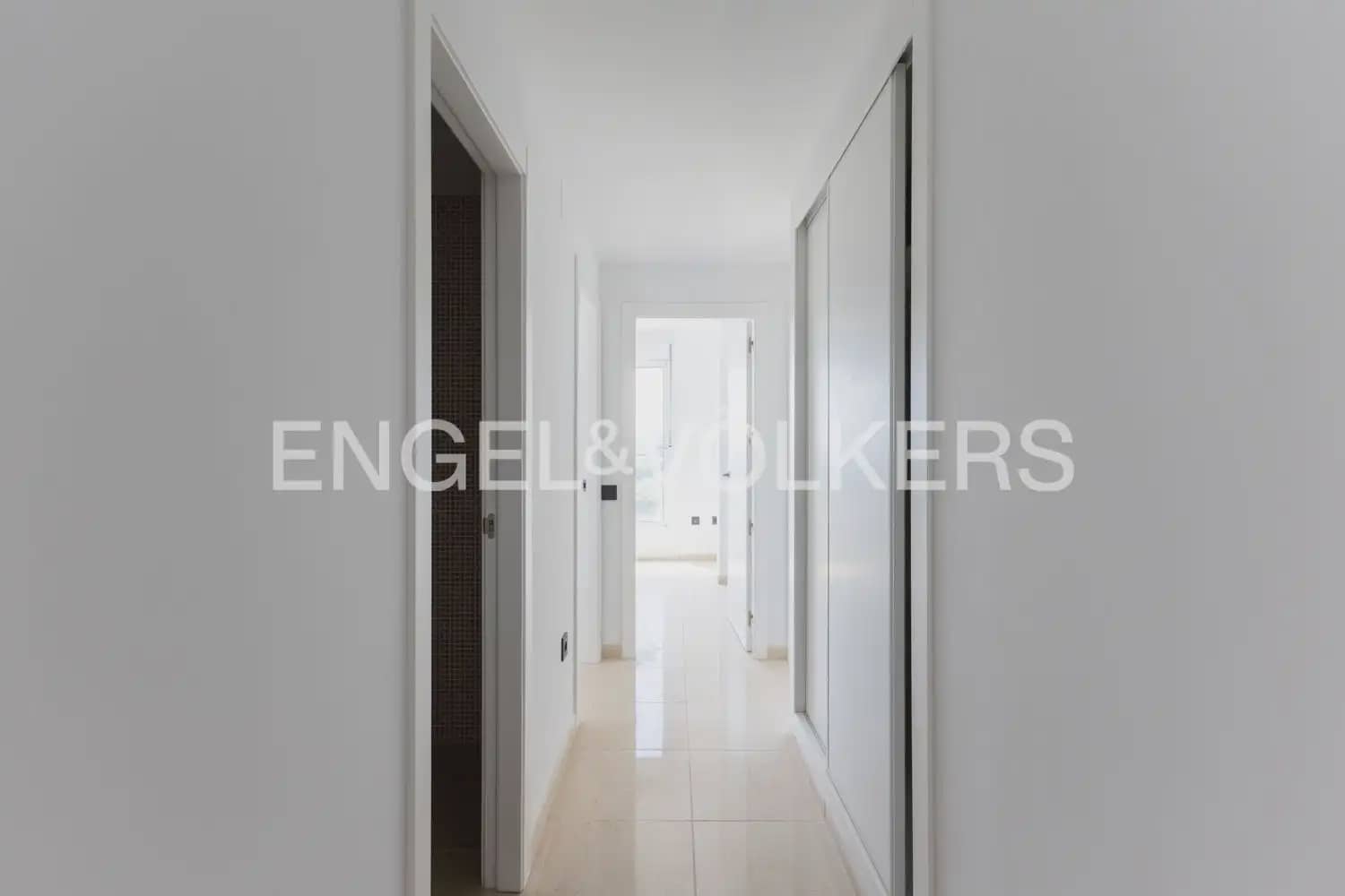3 bedroom Apartment for sale in Betxi with garage - € 244,000 (Ref: 9898060)