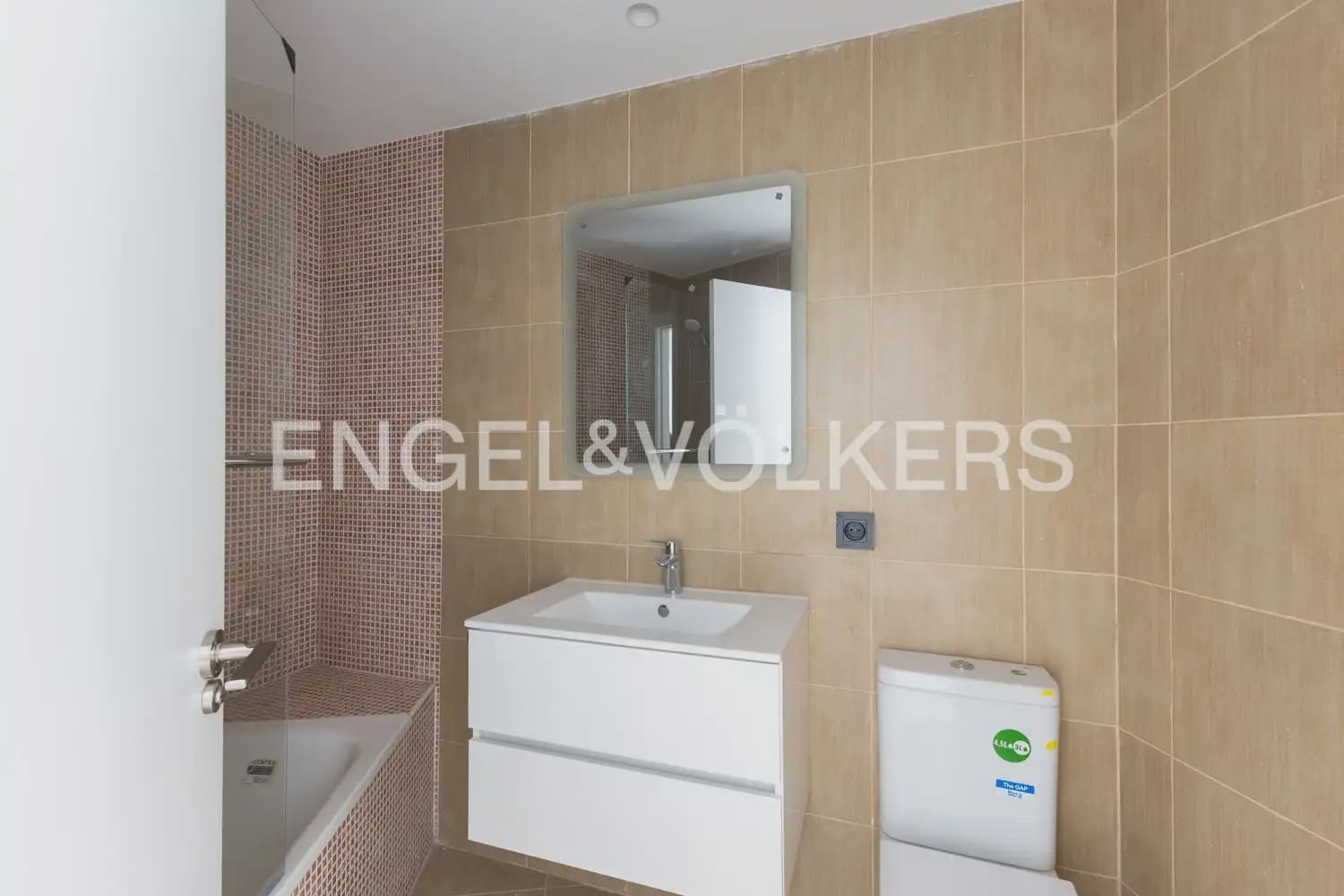 3 bedroom Apartment for sale in Betxi with garage - € 244,000 (Ref: 9898060)