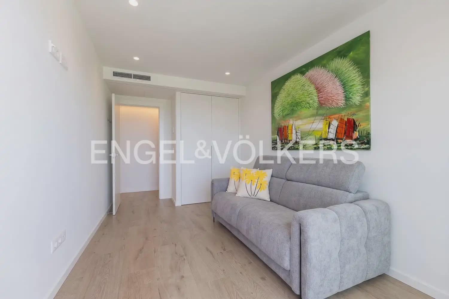 3 bedroom Penthouse for rent in Pedreguer with pool garage - € 2,800 (Ref: 9898061)