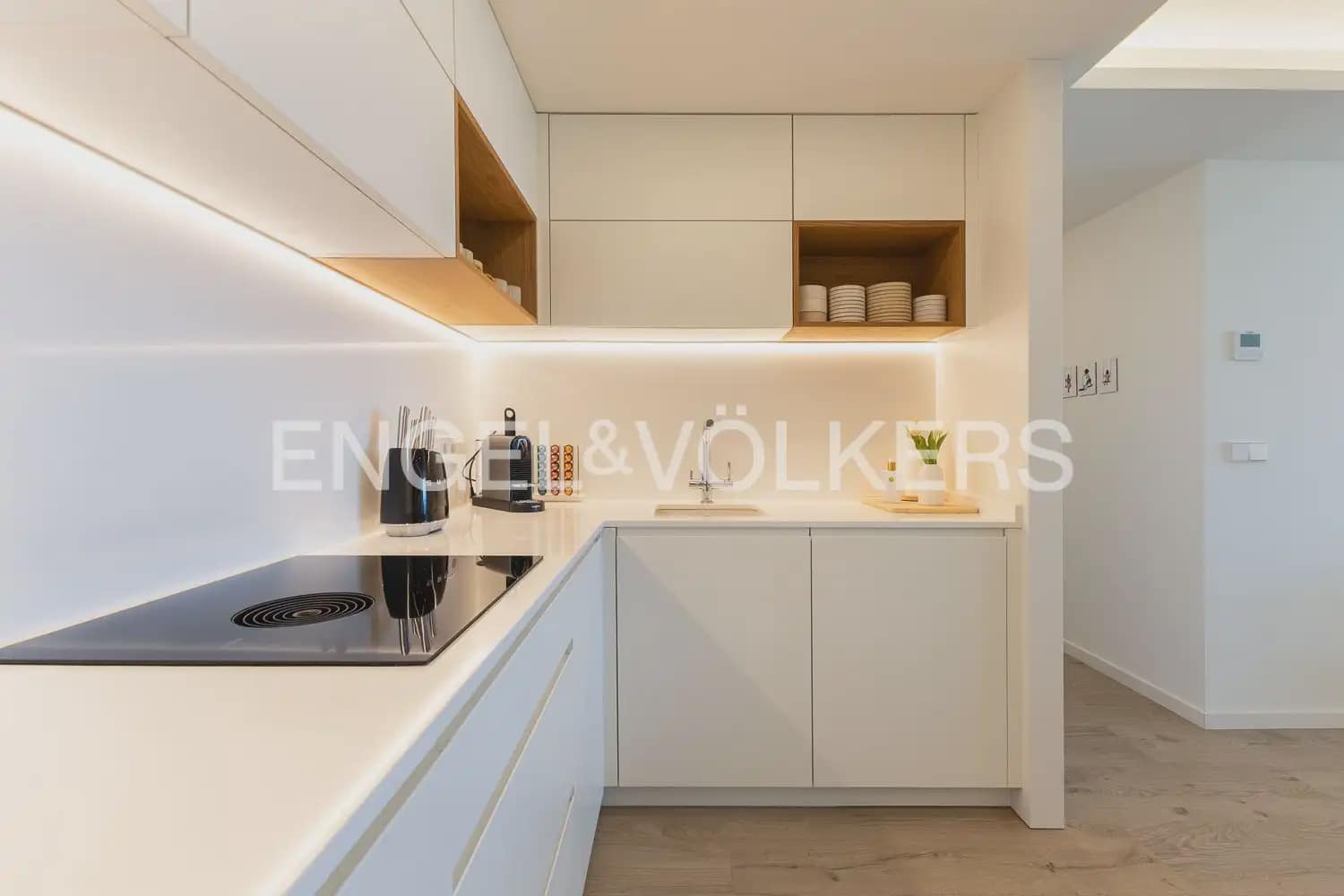 3 bedroom Penthouse for rent in Pedreguer with pool garage - € 2,800 (Ref: 9898061)