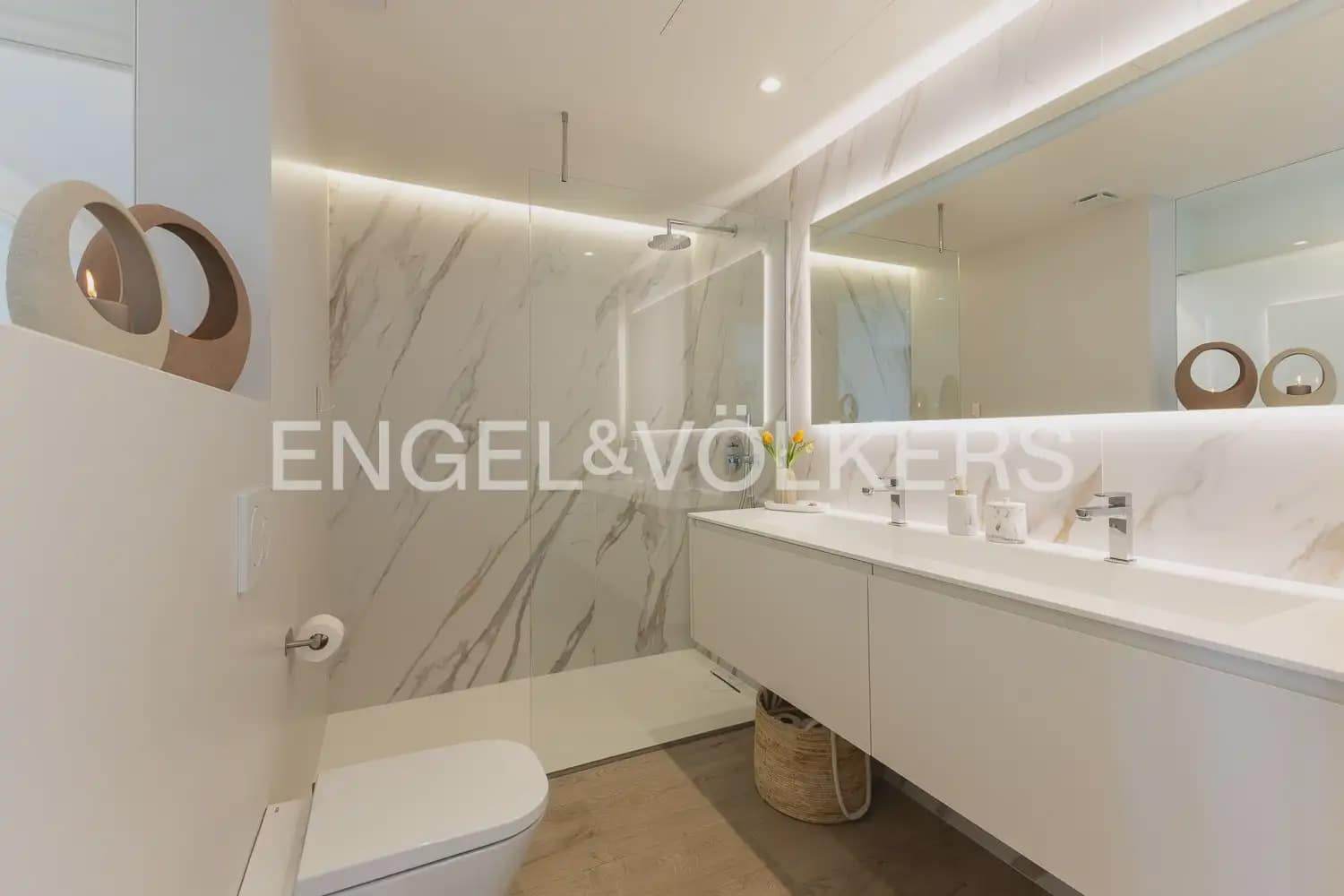 3 bedroom Penthouse for rent in Pedreguer with pool garage - € 2,800 (Ref: 9898061)