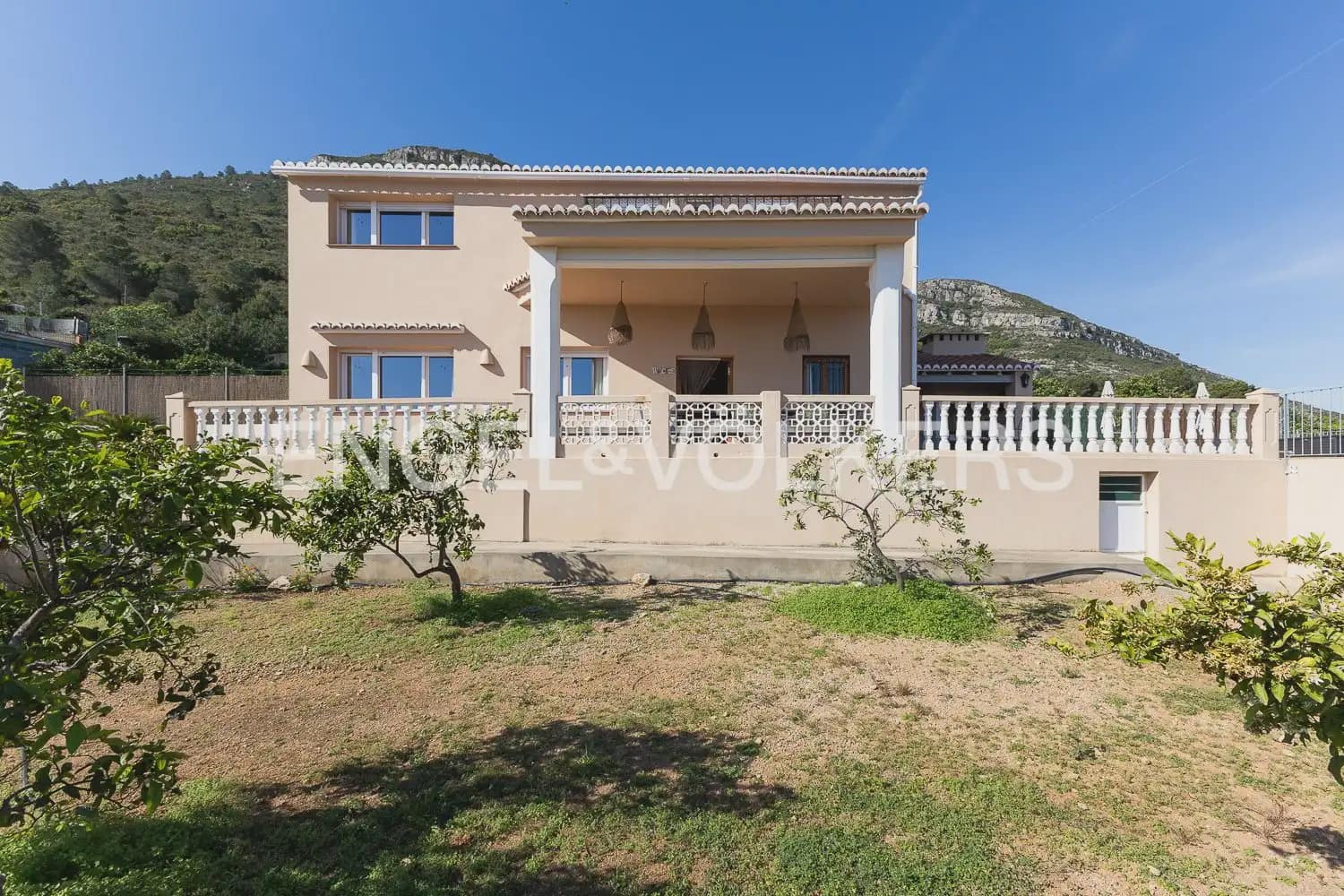 3 bedroom Villa for rent in Corbera with pool garage - € 2,000 (Ref: 9898062)