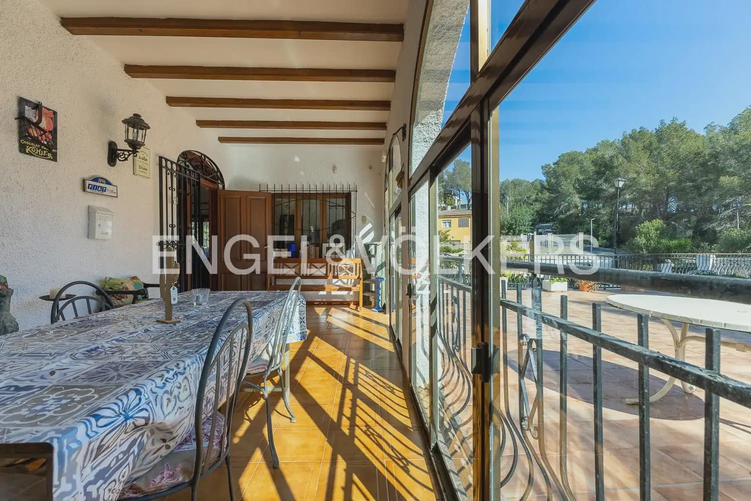 5 bedroom Villa for sale in La Font d'En Carros with pool garage - € 560,000 (Ref: 9898065)
