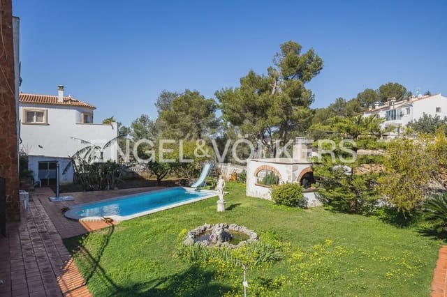 5 bedroom Villa for sale in La Font d'En Carròs with pool garage - € 560,000 (Ref: 9898065)