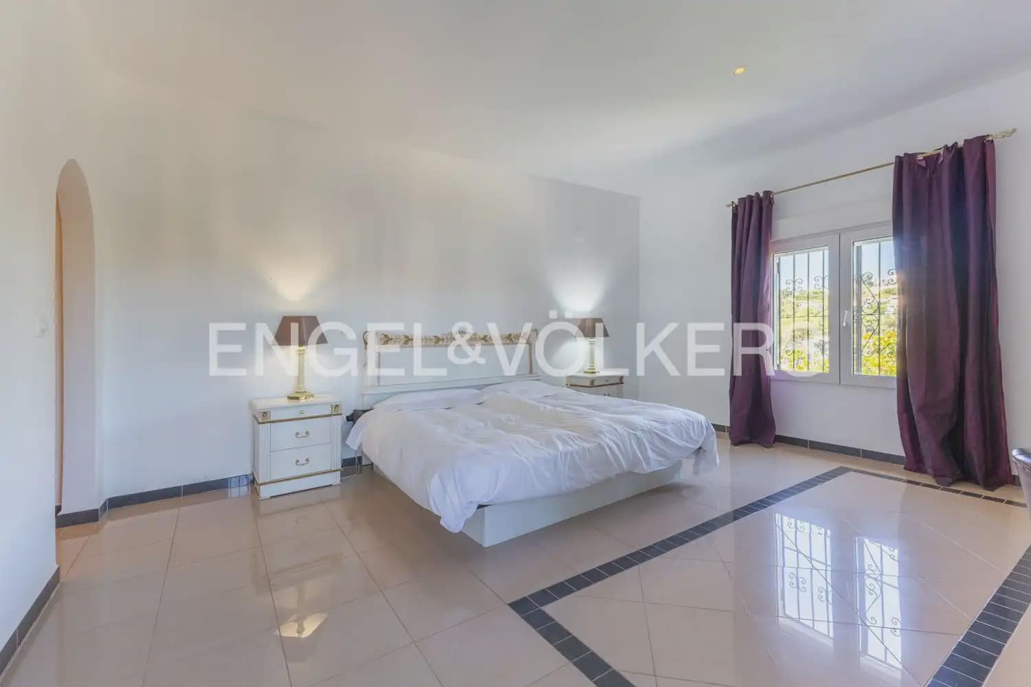 5 sypialnia Willa na sprzedaż w Javea / Xabia z basenem garażem - 1 550 000 € (Ref: 9898066)