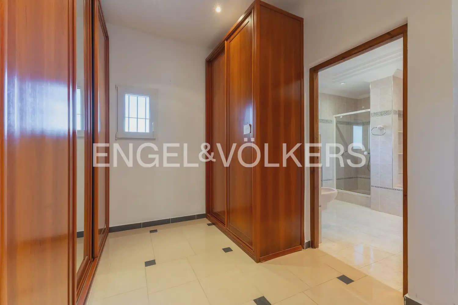 5 sypialnia Willa na sprzedaż w Javea / Xabia z basenem garażem - 1 550 000 € (Ref: 9898066)