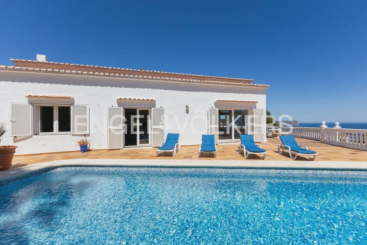 5 sypialnia Willa na sprzedaż w Javea / Xabia z basenem garażem - 1 550 000 € (Ref: 9898066)