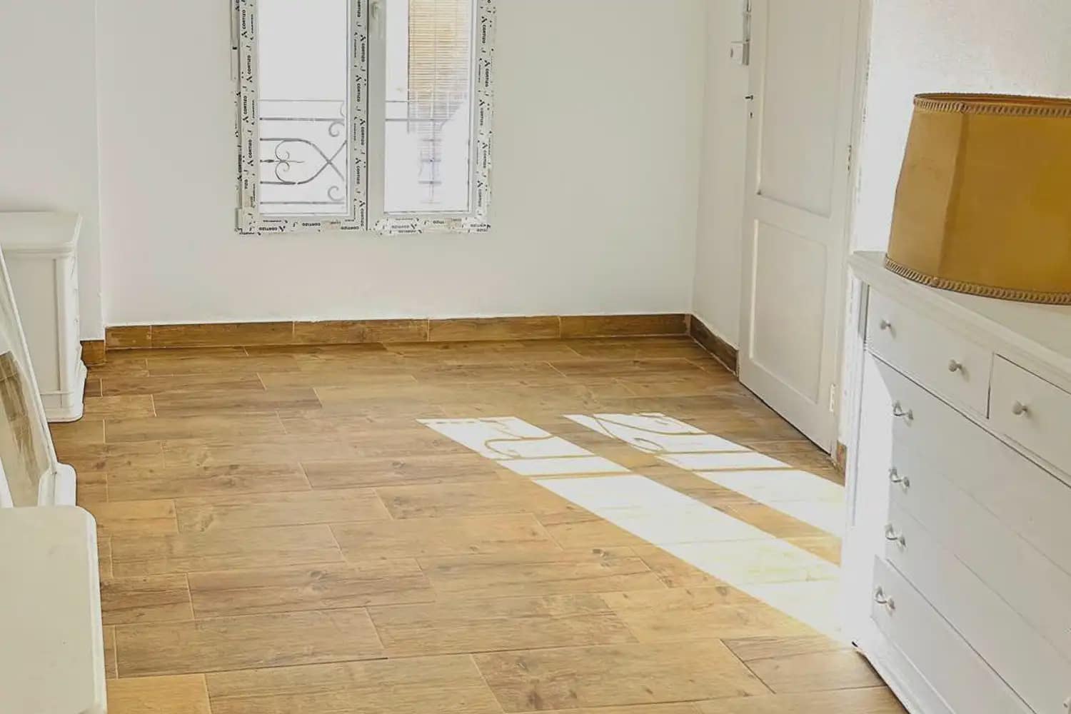 4 bedroom Townhouse for sale in Caudete de las Fuentes with garage - € 170,000 (Ref: 9898068)