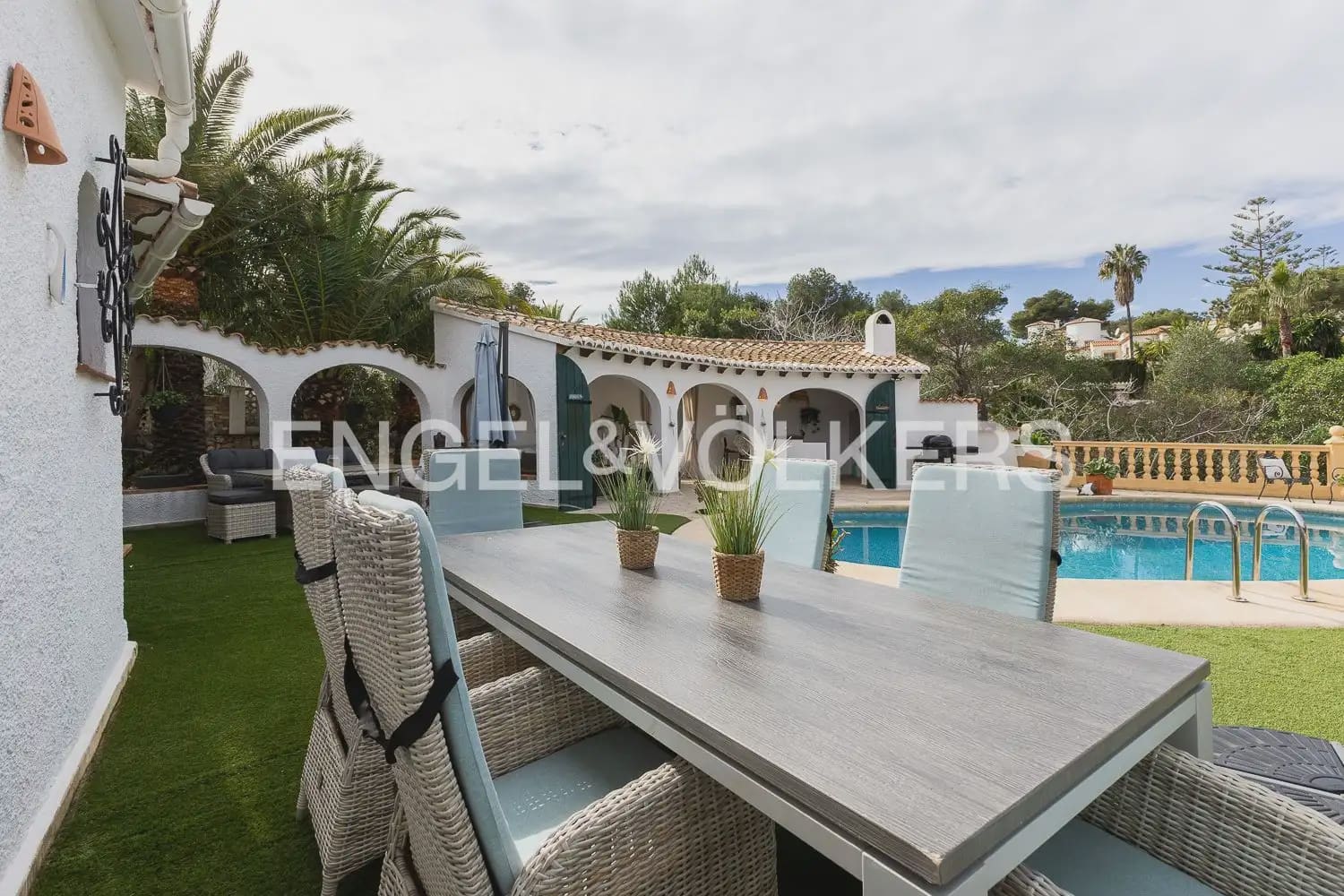 3 bedroom Villa for sale in Javea / Xabia with pool garage - € 834,000 (Ref: 9898071)