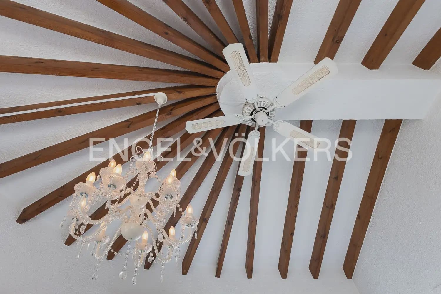 3 bedroom Villa for sale in Javea / Xabia with pool garage - € 834,000 (Ref: 9898071)