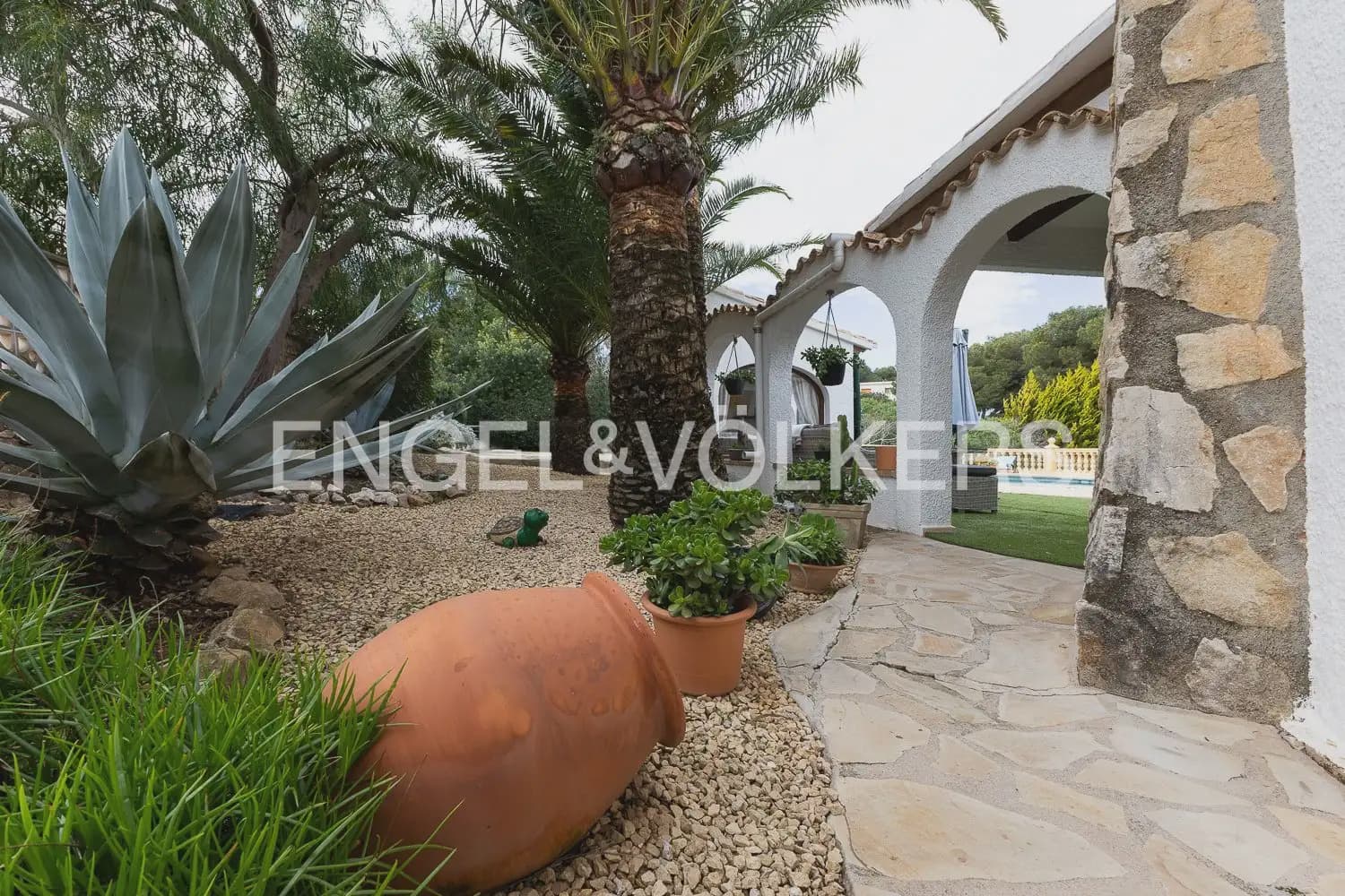 3 bedroom Villa for sale in Javea / Xabia with pool garage - € 834,000 (Ref: 9898071)