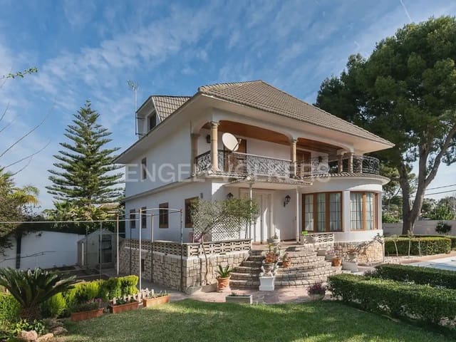 6 bedroom Villa for sale in La Cañada, Paterna with pool garage - € 985,000 (Ref: 9898072)