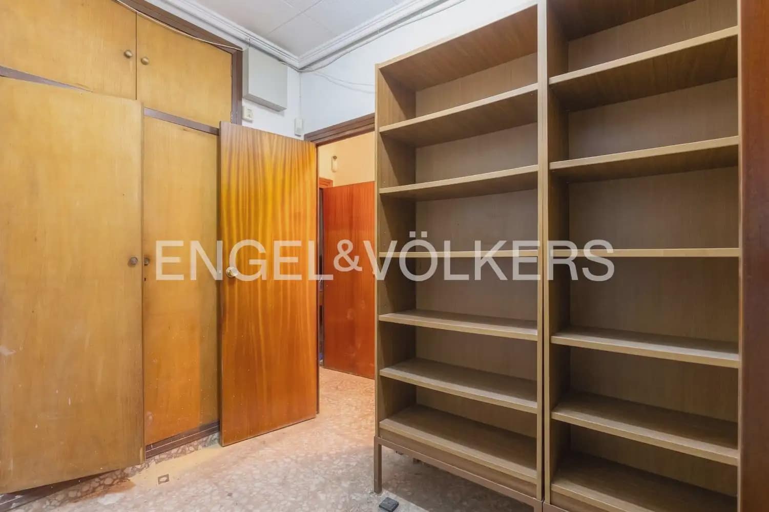 7 sovrum Hus till salu i Valencia stad - 500 000 € (Ref: 9898074)