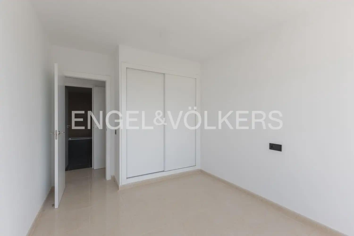 3 bedroom Penthouse for sale in Betxi with garage - € 207,000 (Ref: 9898075)