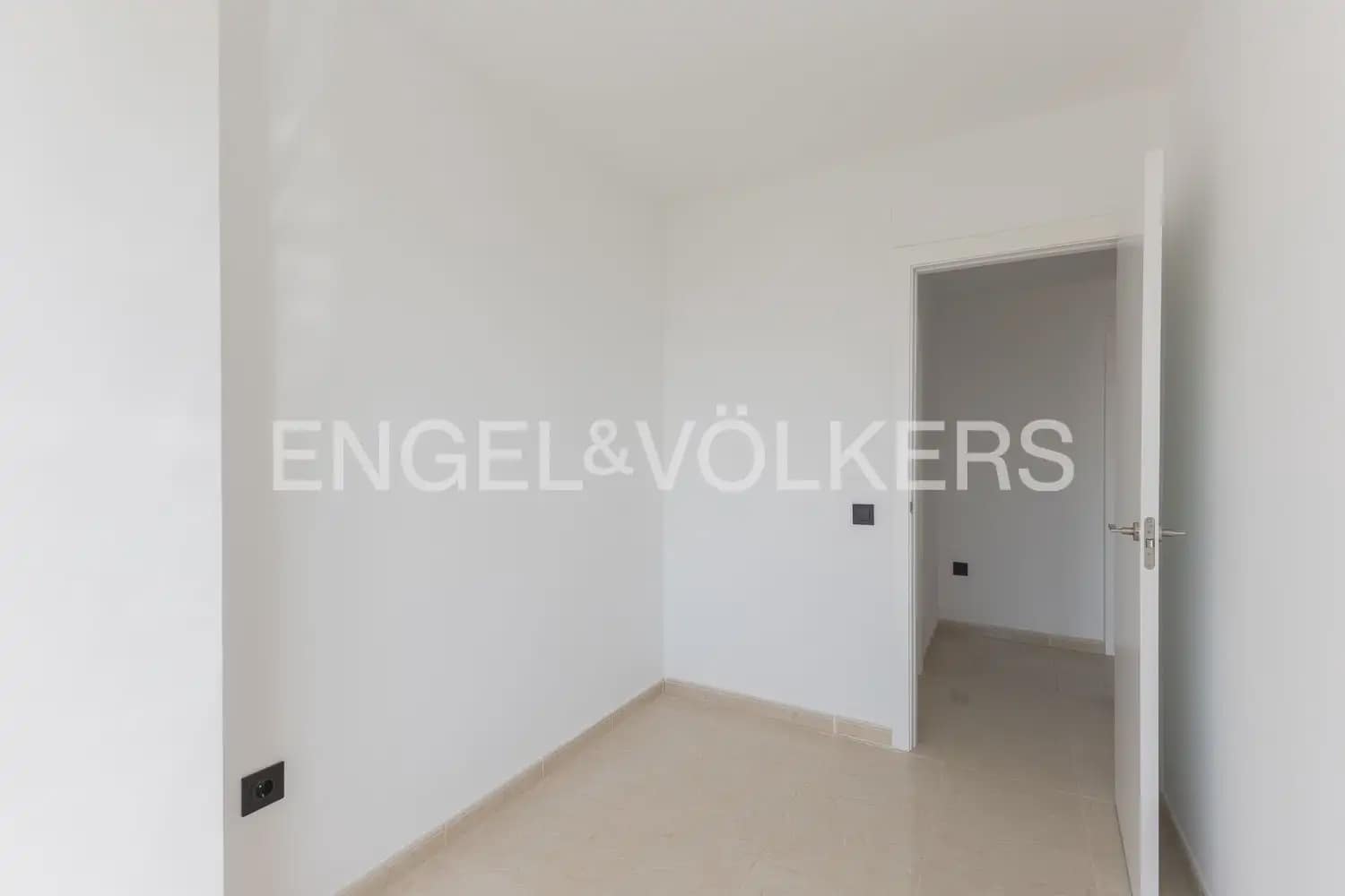 3 bedroom Penthouse for sale in Betxi with garage - € 207,000 (Ref: 9898075)