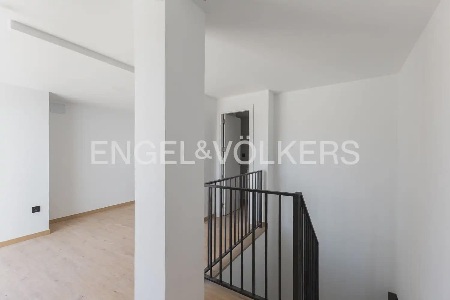 3 bedroom Penthouse for sale in Betxi with garage - € 207,000 (Ref: 9898075)