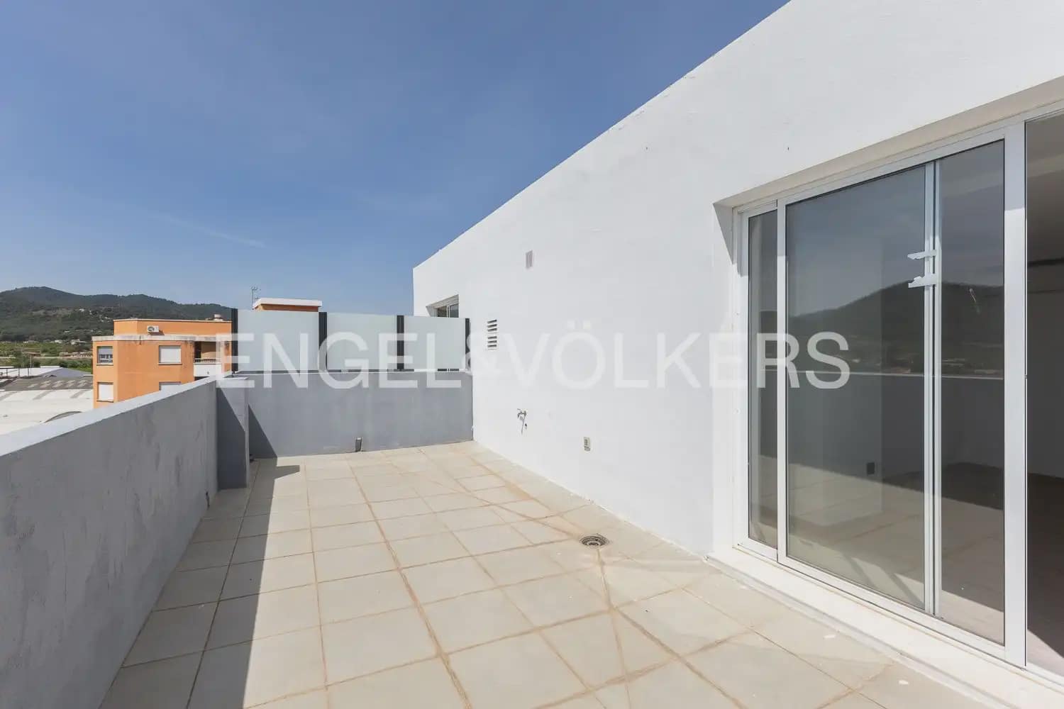 3 bedroom Penthouse for sale in Betxi with garage - € 207,000 (Ref: 9898075)