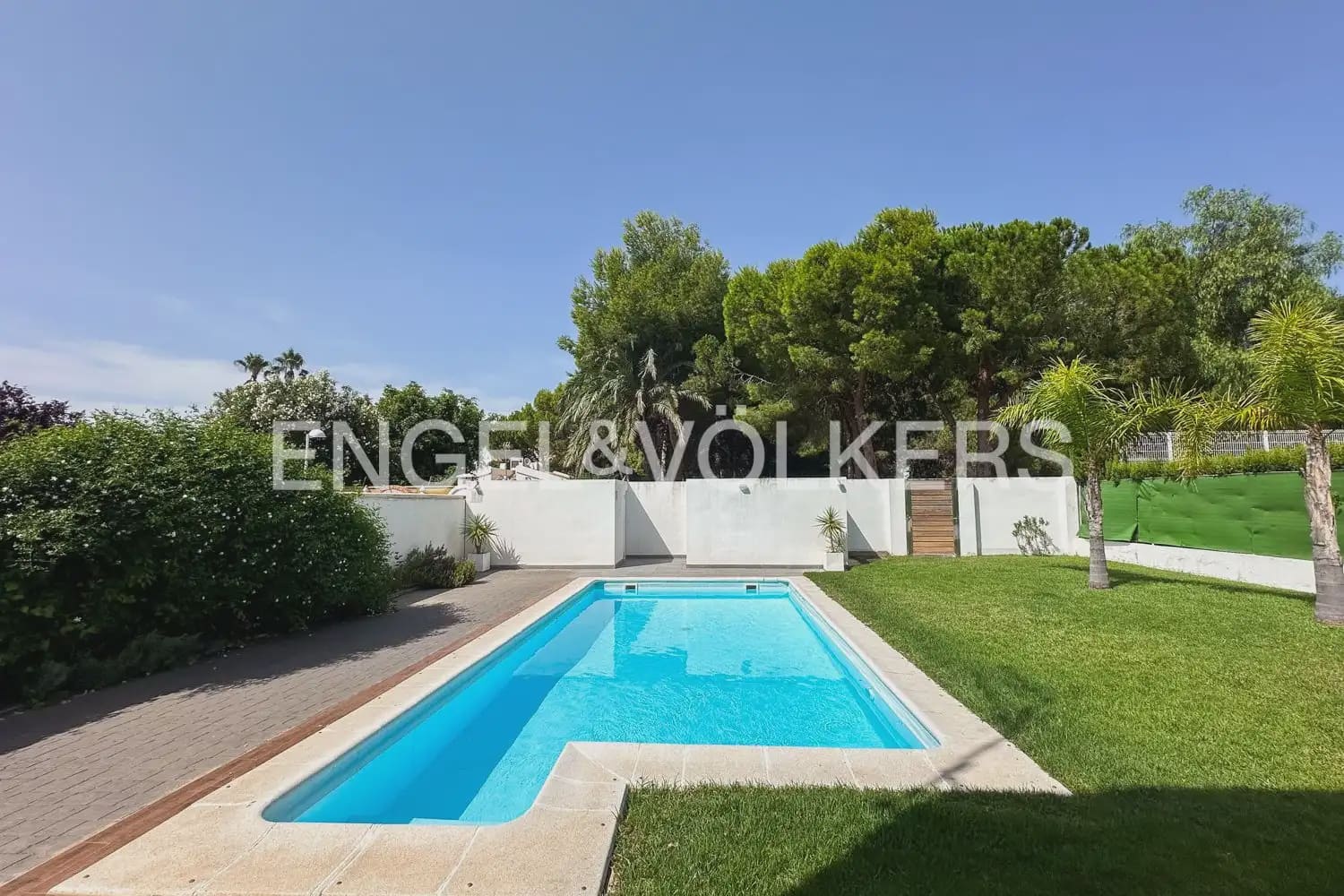 4 bedroom Villa for rent in Sagunto / Sagunt with pool garage - € 7,500 (Ref: 9898076)