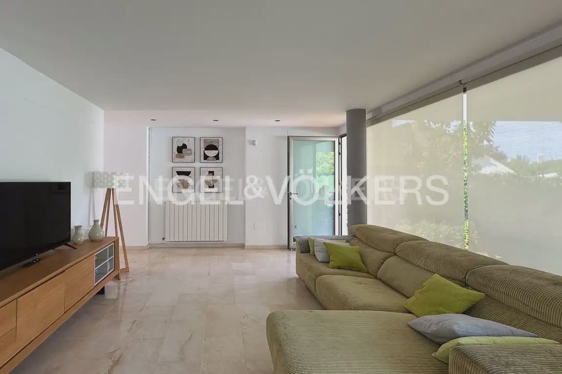 4 bedroom Villa for rent in Sagunto / Sagunt with pool garage - € 7,500 (Ref: 9898076)