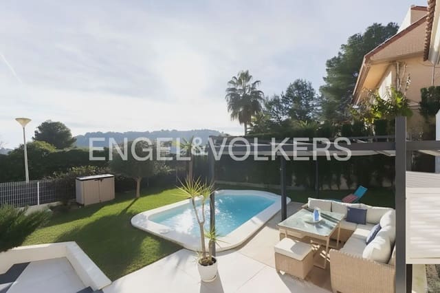 4 bedroom Villa for rent in Chiva with pool garage - € 3,500 (Ref: 9898077)