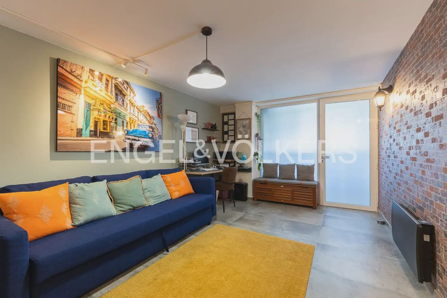 4 bedroom Villa for rent in Chiva with pool garage - € 3,500 (Ref: 9898077)