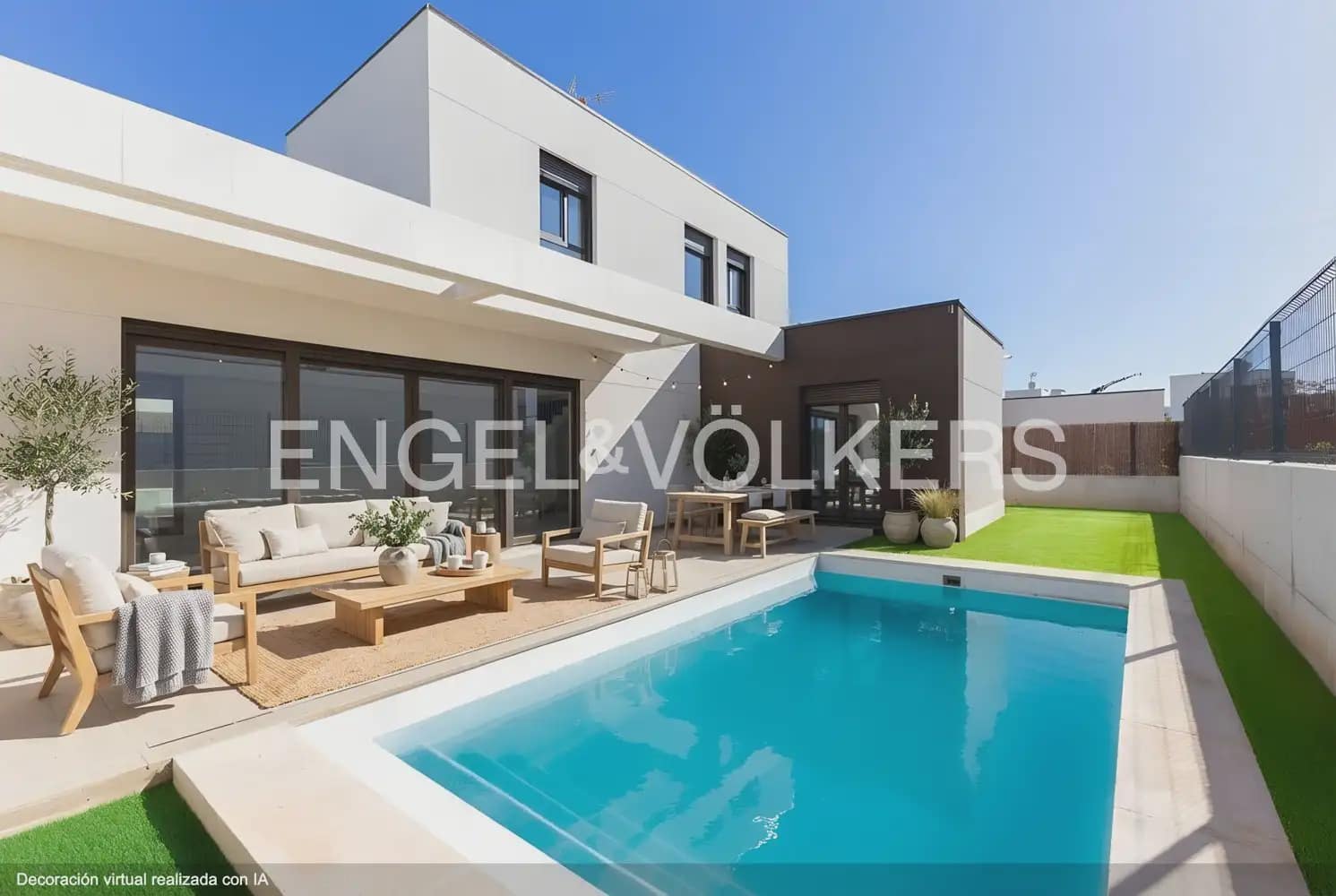 4 bedroom Villa for sale in Betera with pool garage - € 890,000 (Ref: 9898079)