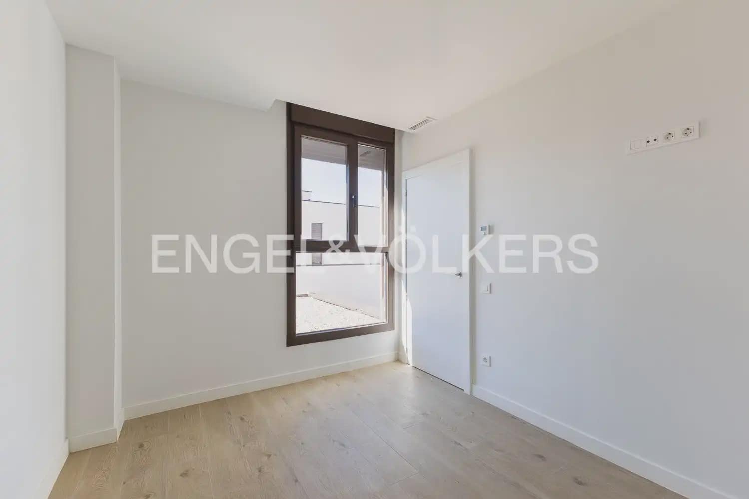 4 bedroom Villa for sale in Betera with pool garage - € 890,000 (Ref: 9898079)