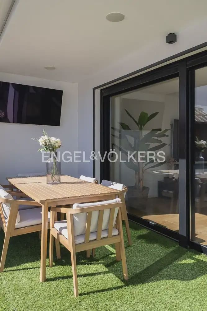 6 bedroom Villa for sale in Picanya with pool garage - € 775,000 (Ref: 9898081)